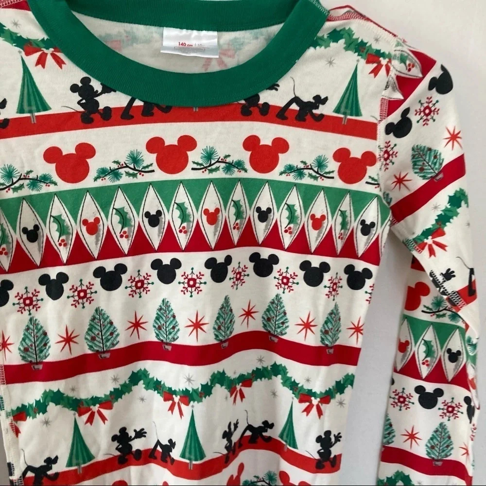Hanna Andersson‎ Disney Christmas Pajama Top 140 10 - Picture 2 of 5